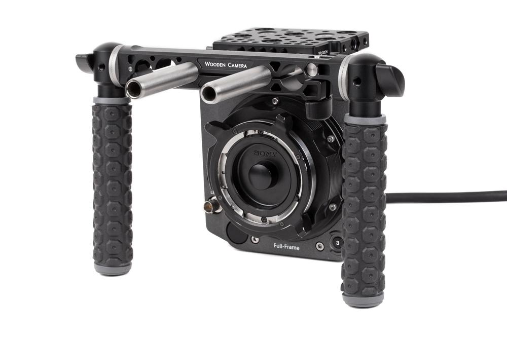 271200-Universal-ARRI-Rosette-Rod-Bracket-15mm-LW-15mm-Studio-19mm-3_1000x1000