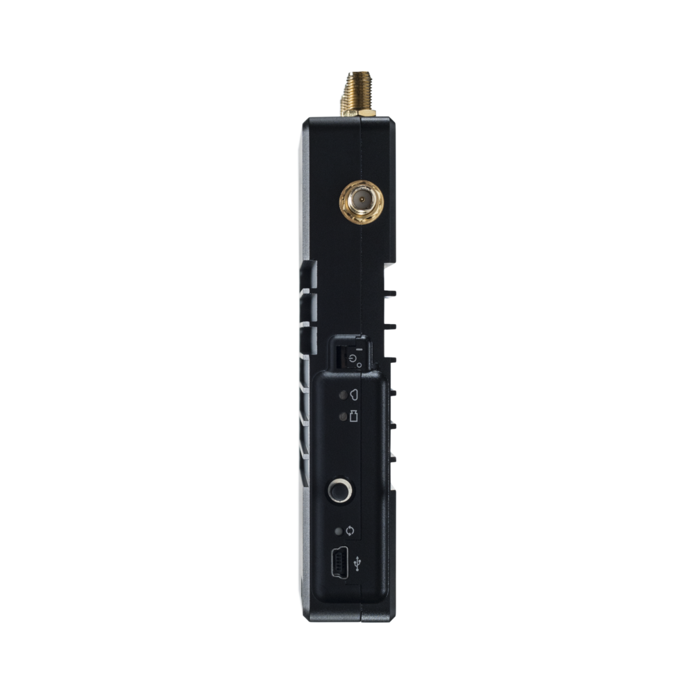 Bolt_1000_LT_RX_Side_02_1000x1000